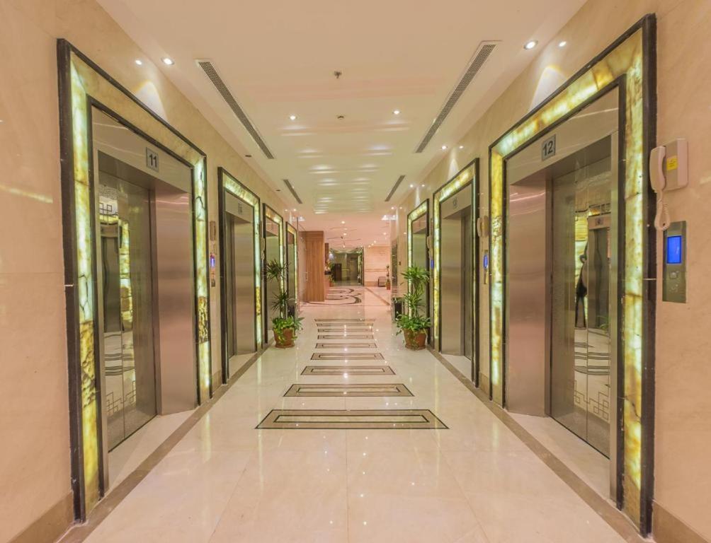 Add Your Heading Text Here